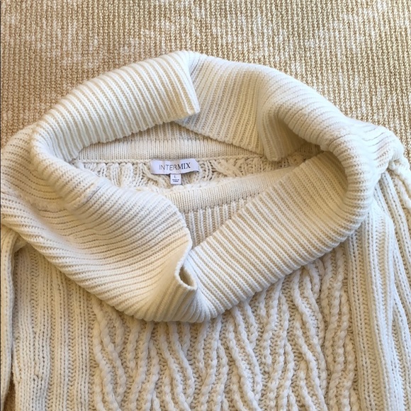 INTERMIX Sweater - Picture 5 of 5
